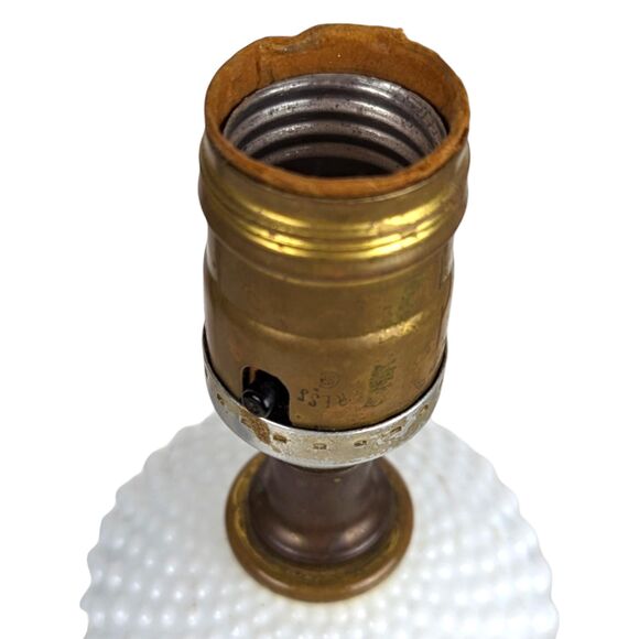 Vintage Milk Glass Hobnail Lamp: Retro White Bedside Table Lamp - Picture 3 of 9